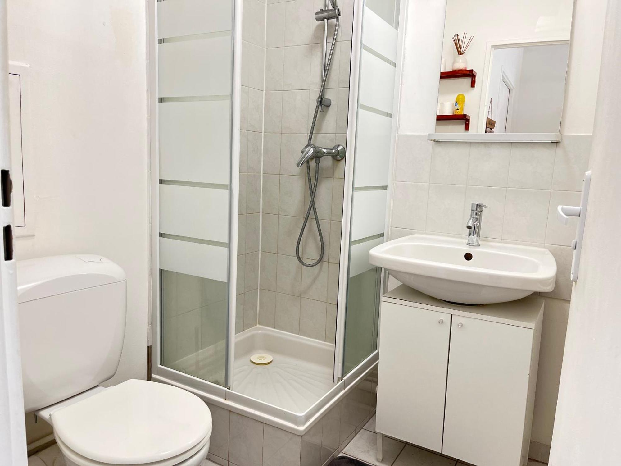 Studio Cosy Au Pied De La Gare De Cergy Le Haut - 35 Min De Paris Apartamento Exterior foto